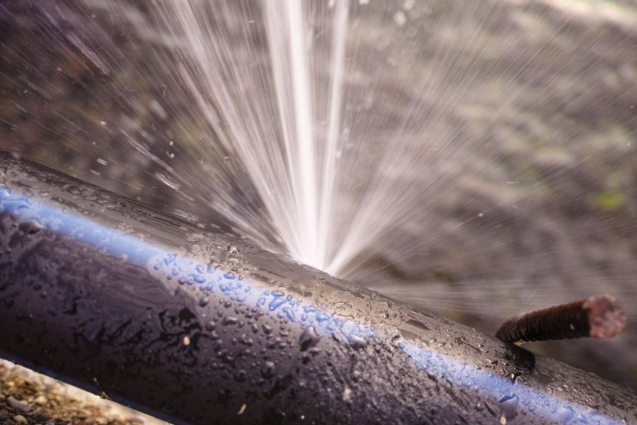 Burst Pipes by 90 Degrees Restoration